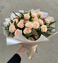 Букет Кремовые розы Латте в Пестово
