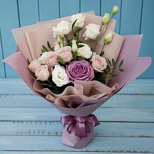 Букет цветов из:  Розы и Лизиантусы в Пестово