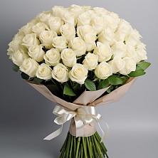 Букет 101 беля роза Белоснежка в Пестово