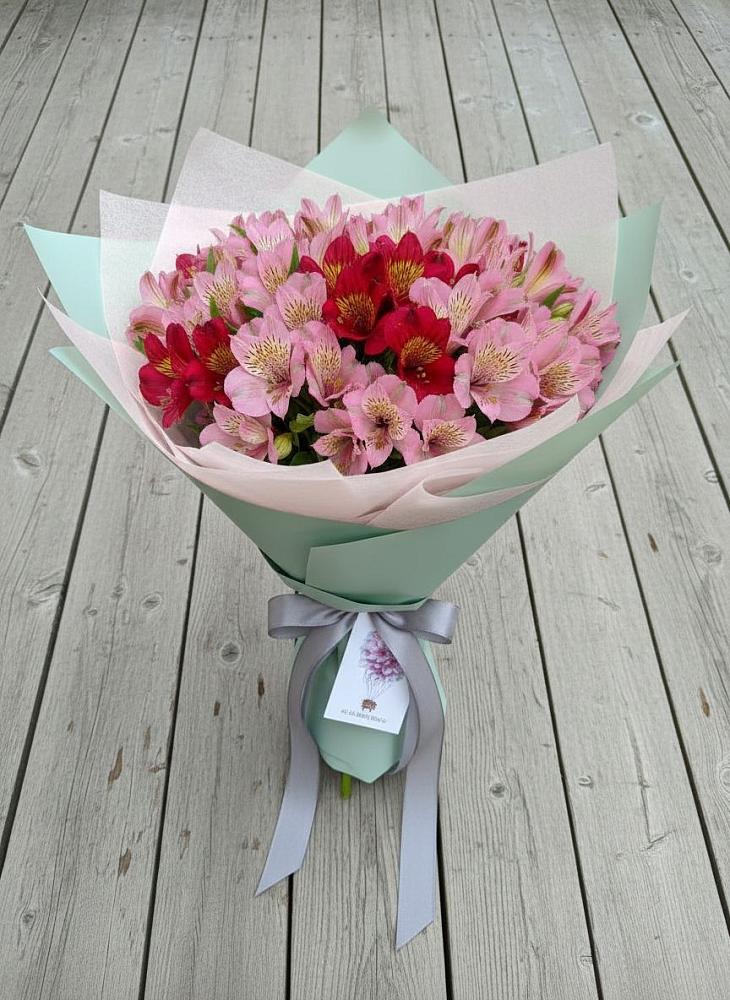 Букет цветов из: Альстромерии в Пестово