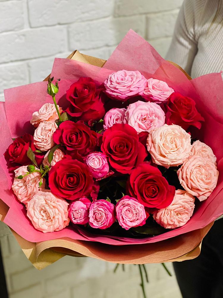 Букет цветов из: Розы в Пестово