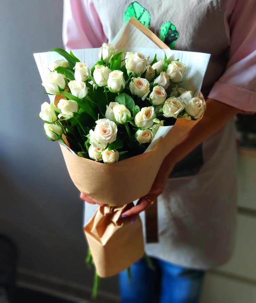 Букет цветов из: Розы в Пестово