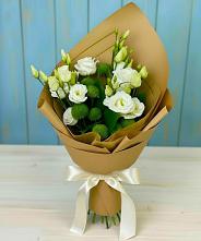 Букет цветов из:  Хризантемы и Лизиантусы #REPLACE_PRED# Пестово