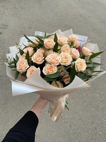 Букет Кремовые розы Латте в Пестово