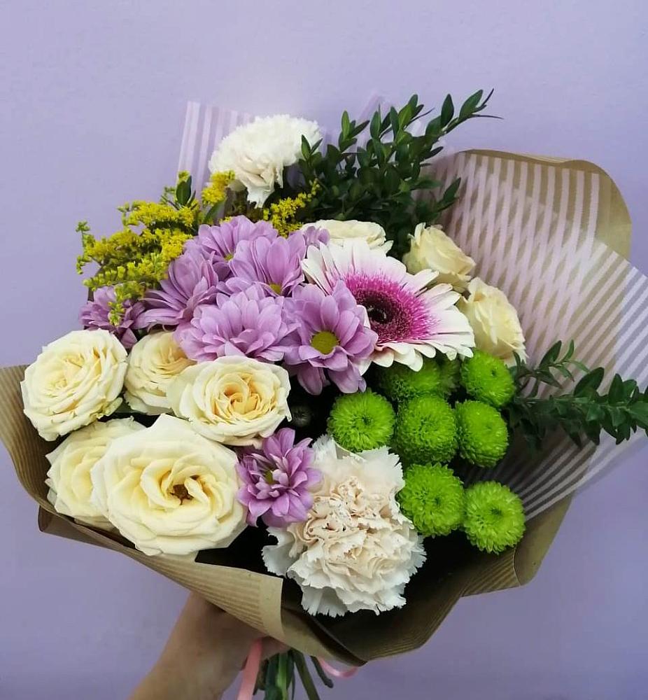 Букет цветов из: Хризантемы, Розы, Гвоздики и Герберы в Пестово