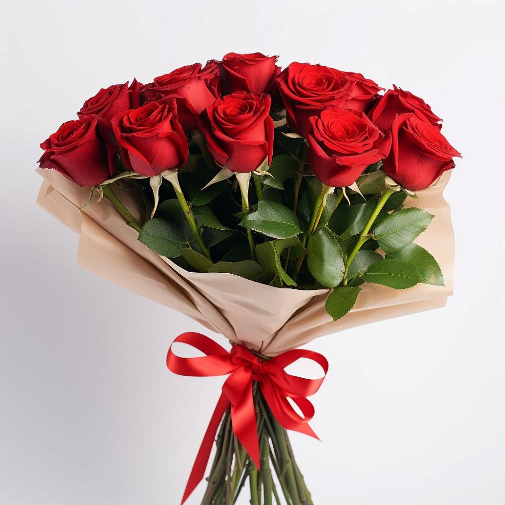 Букет 11 Красных роз Эдлесс Лав в Пестово
